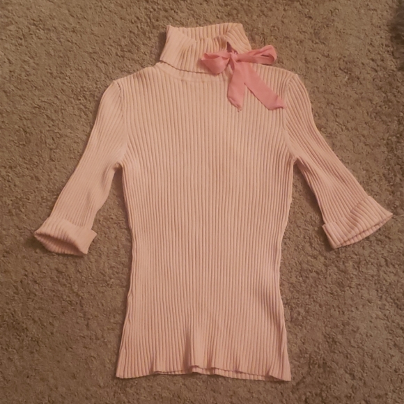 Vintage turtleneck! - Picture 1 of 4